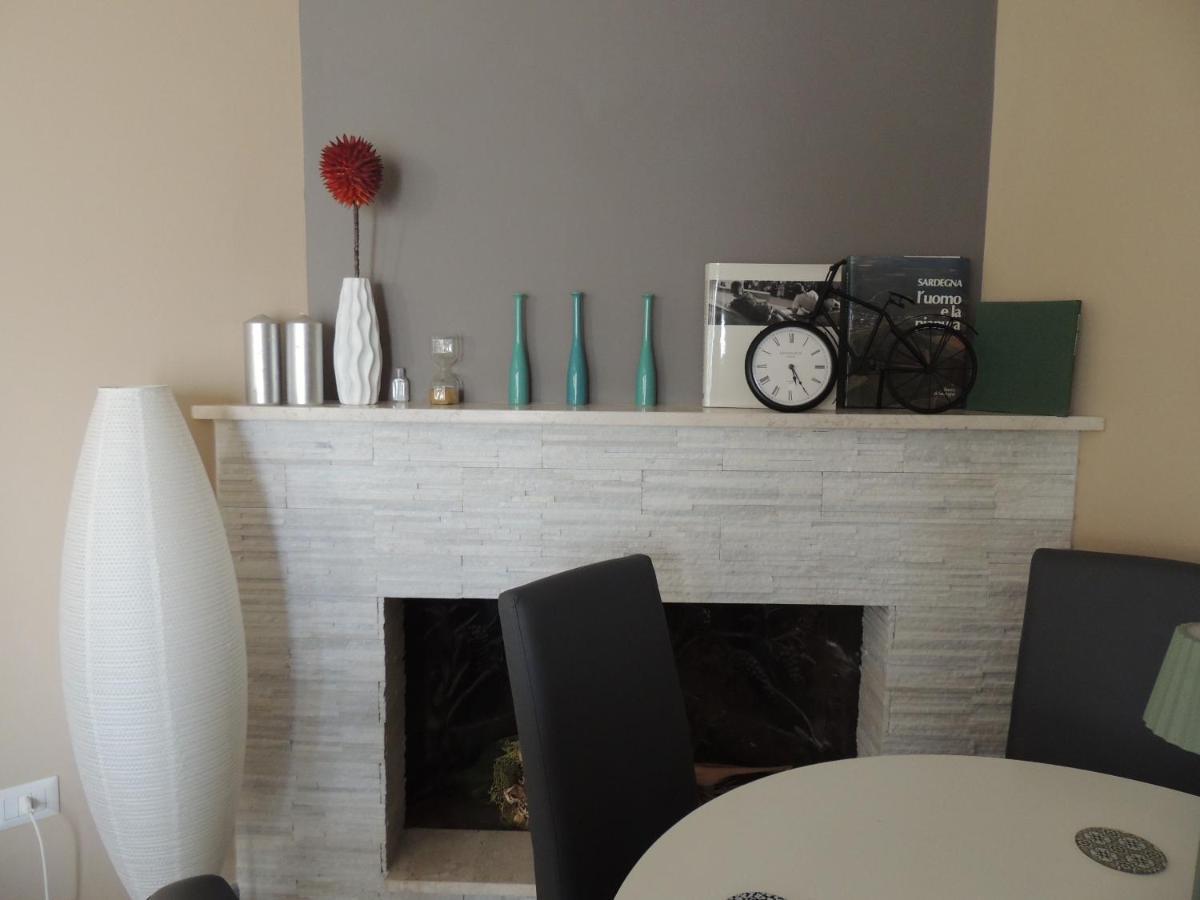 Il Colle Del Barone Acomodação com café da manhã Capoterra Exterior foto